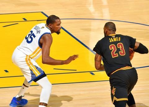 据接近球队 据接近球队